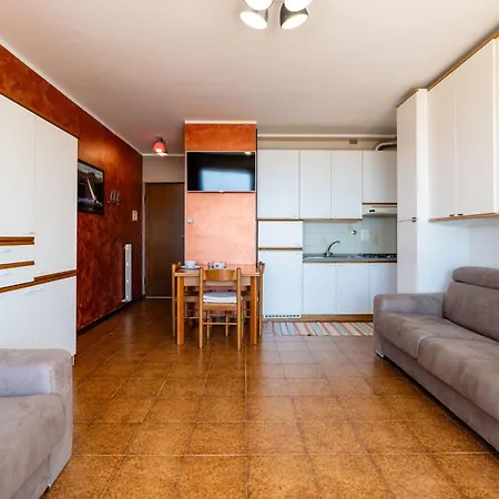 Casa Fiorita By Interhome